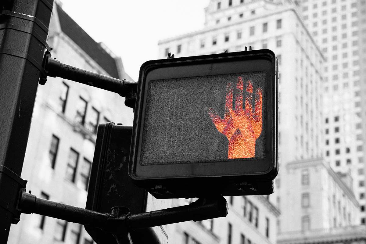 traffic light closeup photo of street go and stop signage displaying stop new york